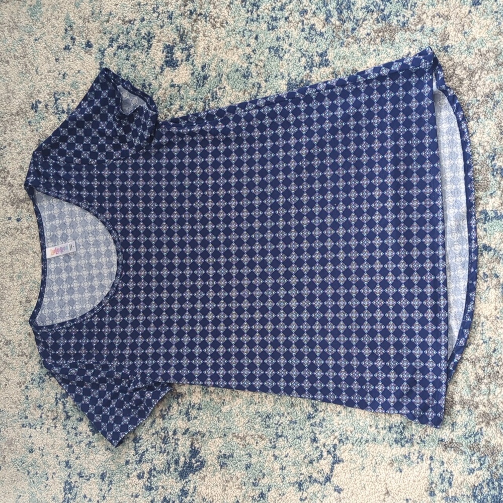 LulaRoe Shirt